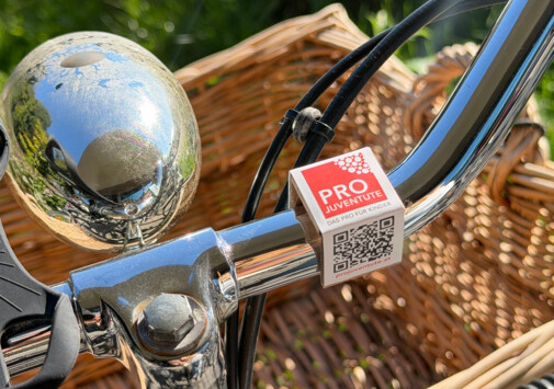 Pro Juventute auf Wiens Fahrrädern sichtbar