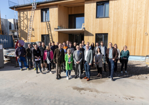 Ein neues Zuhause für Kinder in Hallein-Rif – Firstfeier 